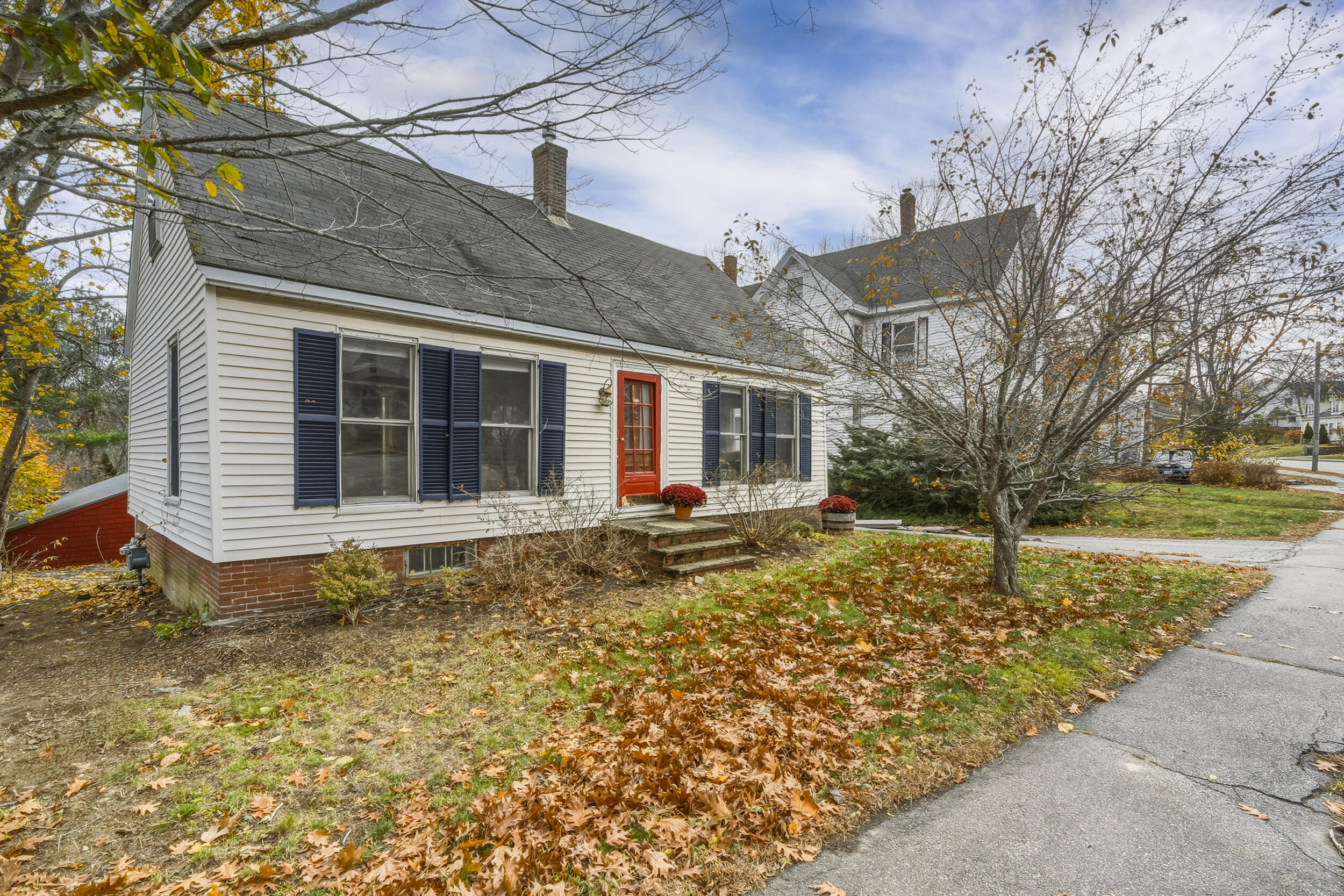 212 Main Street Freeport, ME 04032 - Photo 1 of 40 2_212main-11