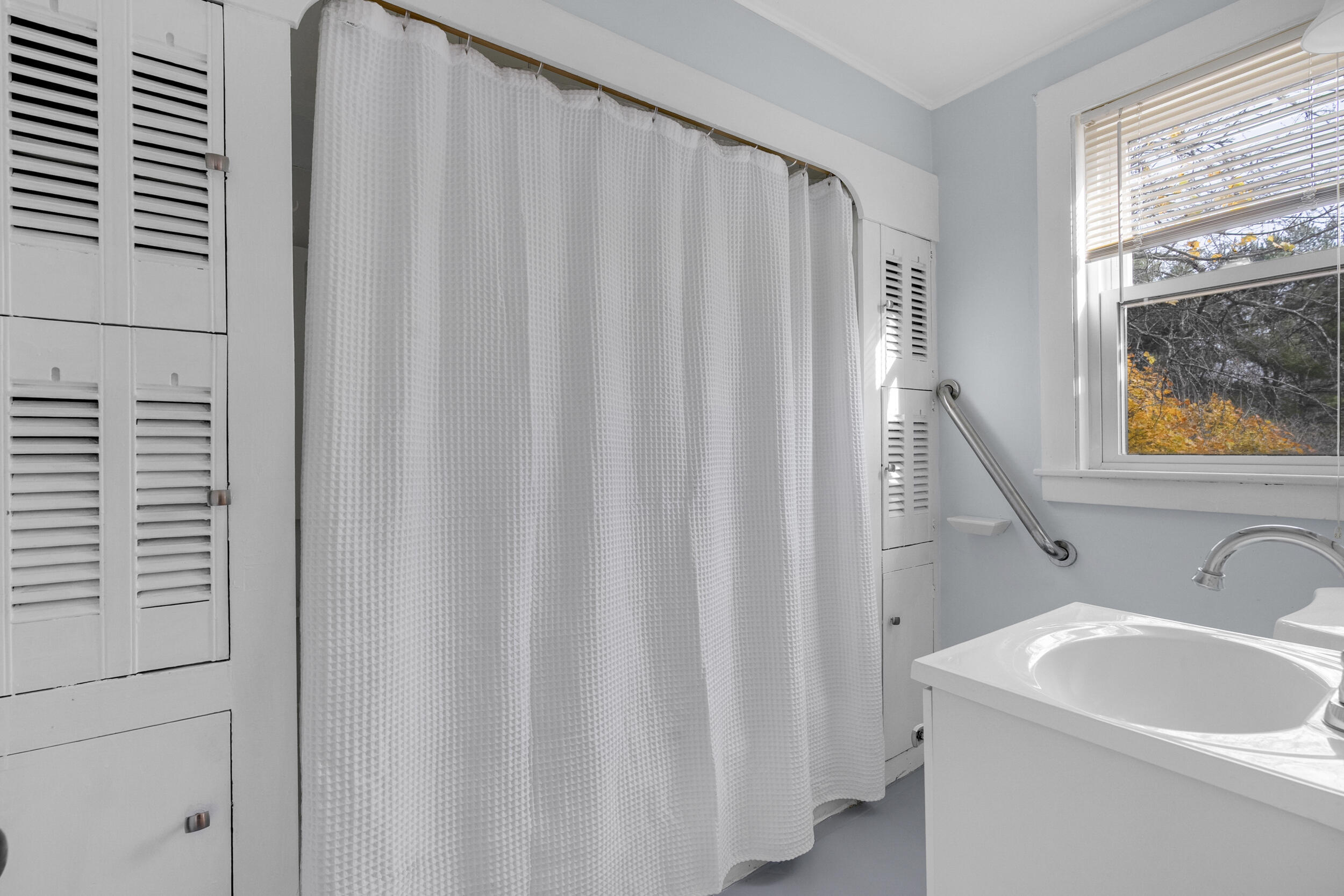 212 Main Street Freeport, ME 04032 - Photo 21 of 40 18_212main-26