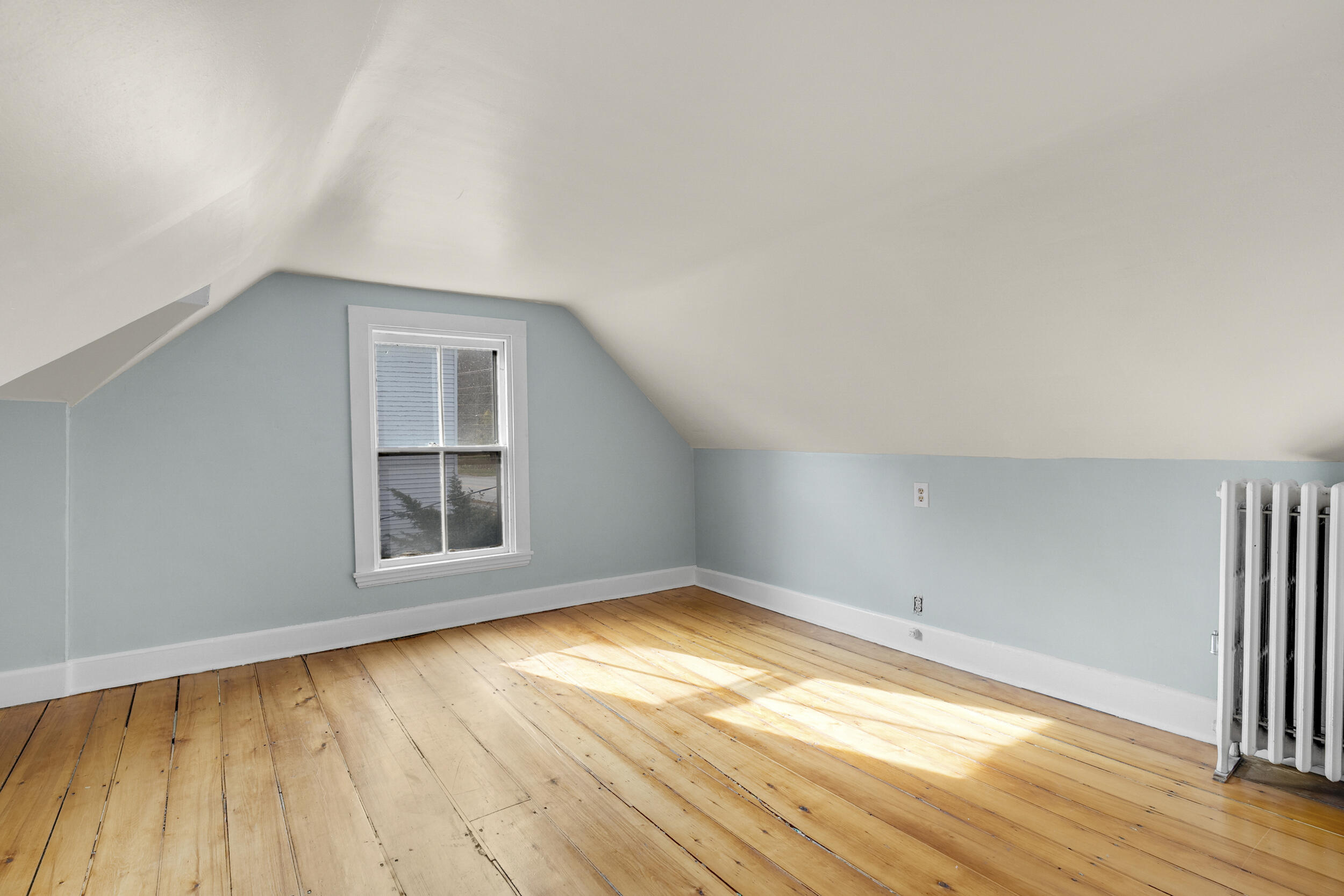 212 Main Street Freeport, ME 04032 - Photo 28 of 40 32_212main-40