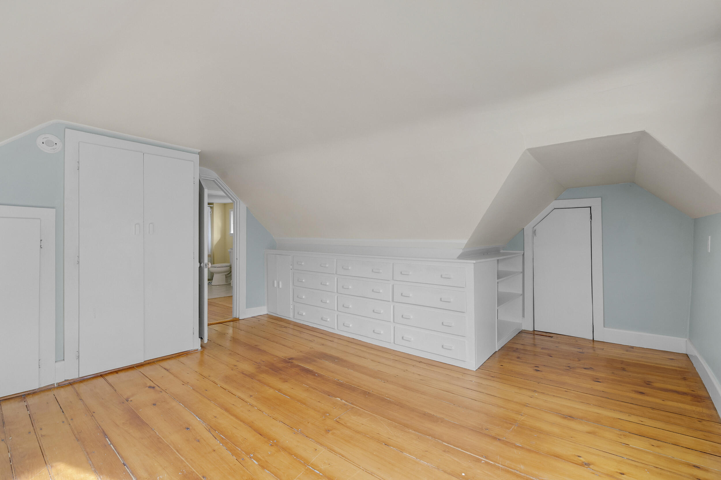 212 Main Street Freeport, ME 04032 - Photo 29 of 40 33_212main-41