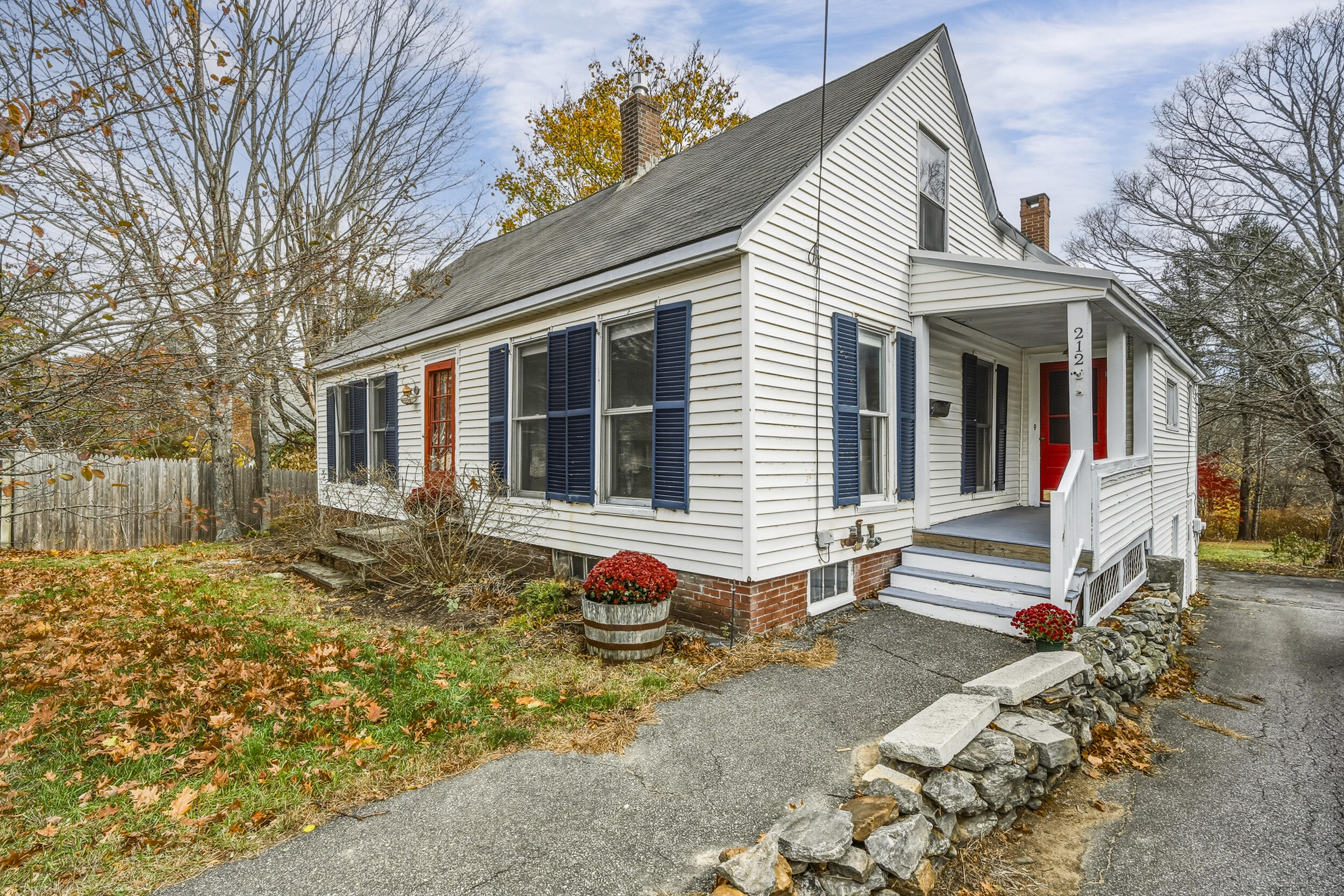 212 Main Street Freeport, ME 04032 - Photo 3 of 40 4_212main-13