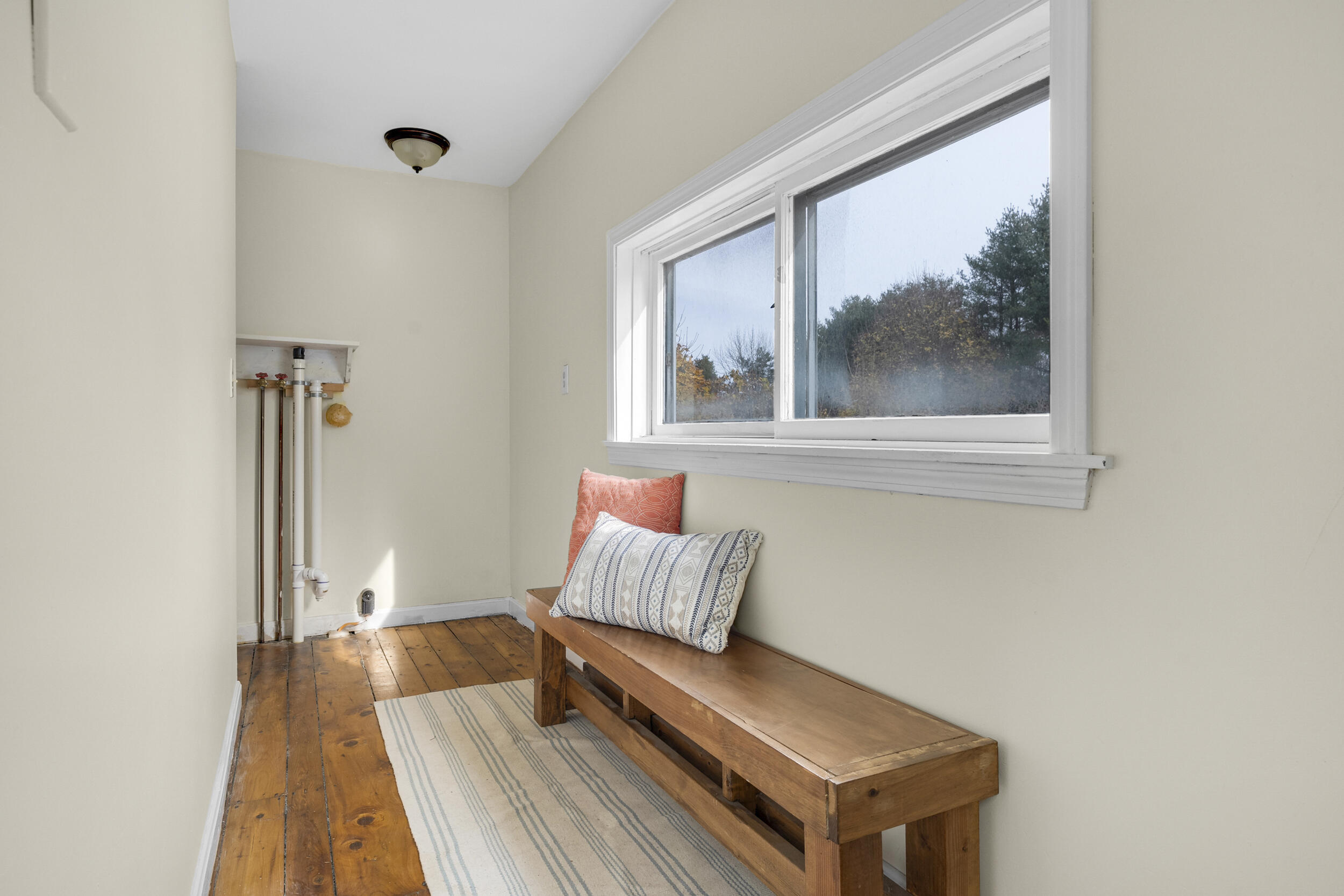 212 Main Street Freeport, ME 04032 - Photo 34 of 40 37_212main-45