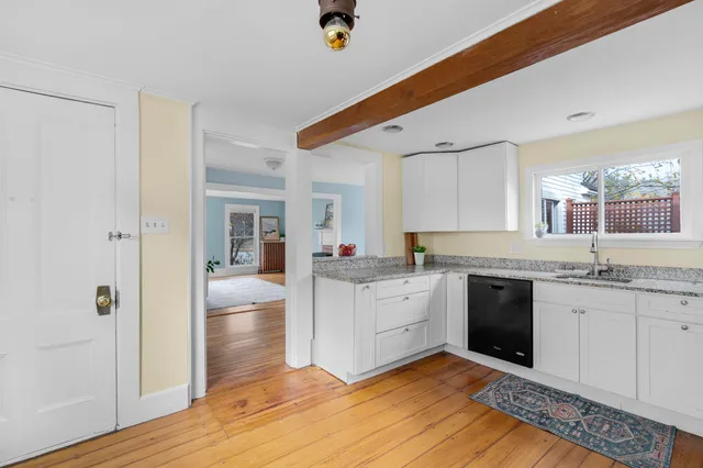 $549,000 | 212 Main Street, Freeport, ME 04032