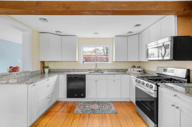 $509,000 | 212 Main Street, Freeport, ME 04032