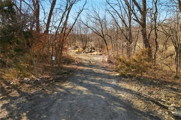 $425,000 | 2274 Iowa Road, Ottawa, KS 66067