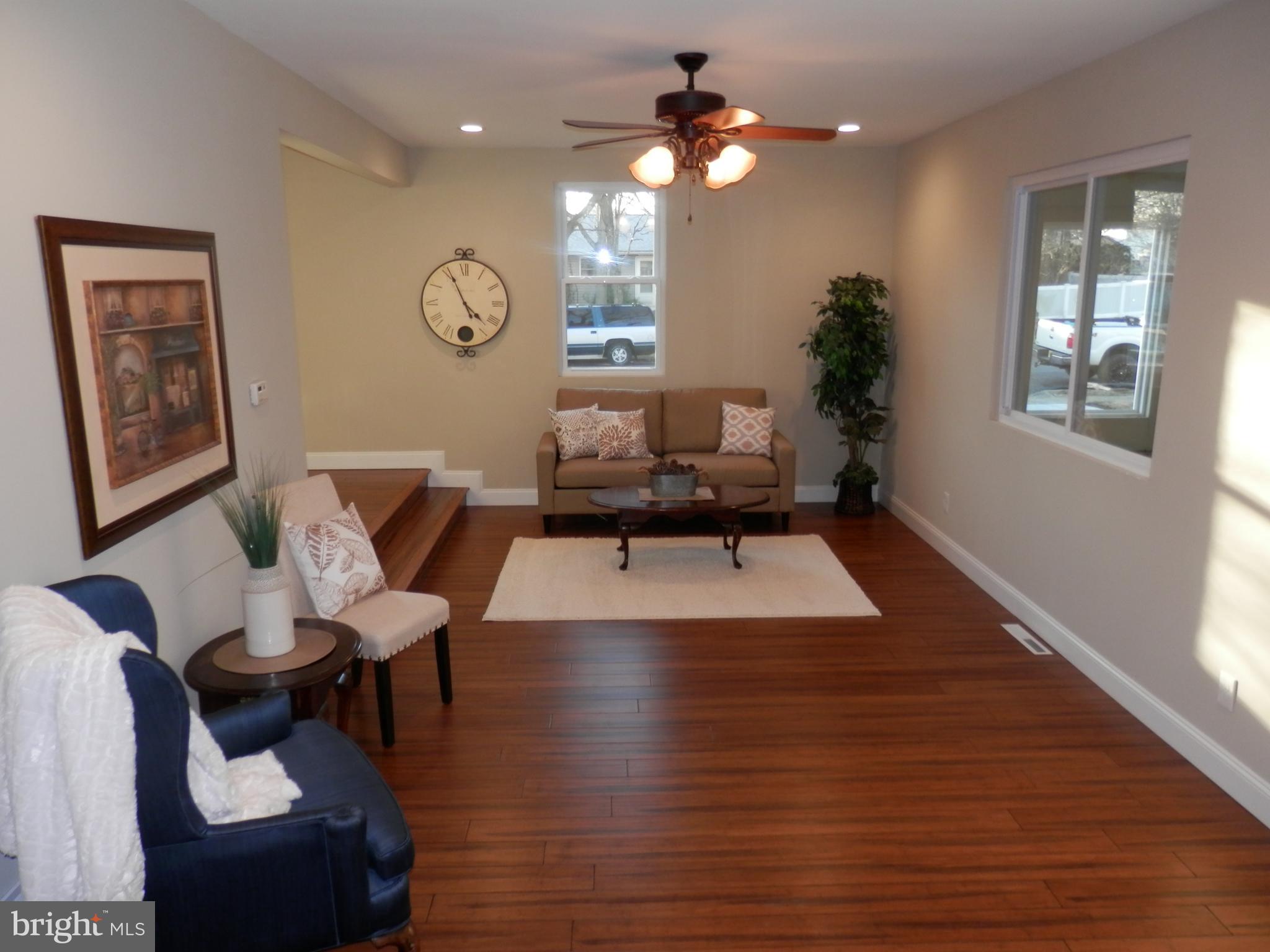 2418 Arden Road Cinnaminson, NJ 08077 - Photo 4 of 29 Living toom