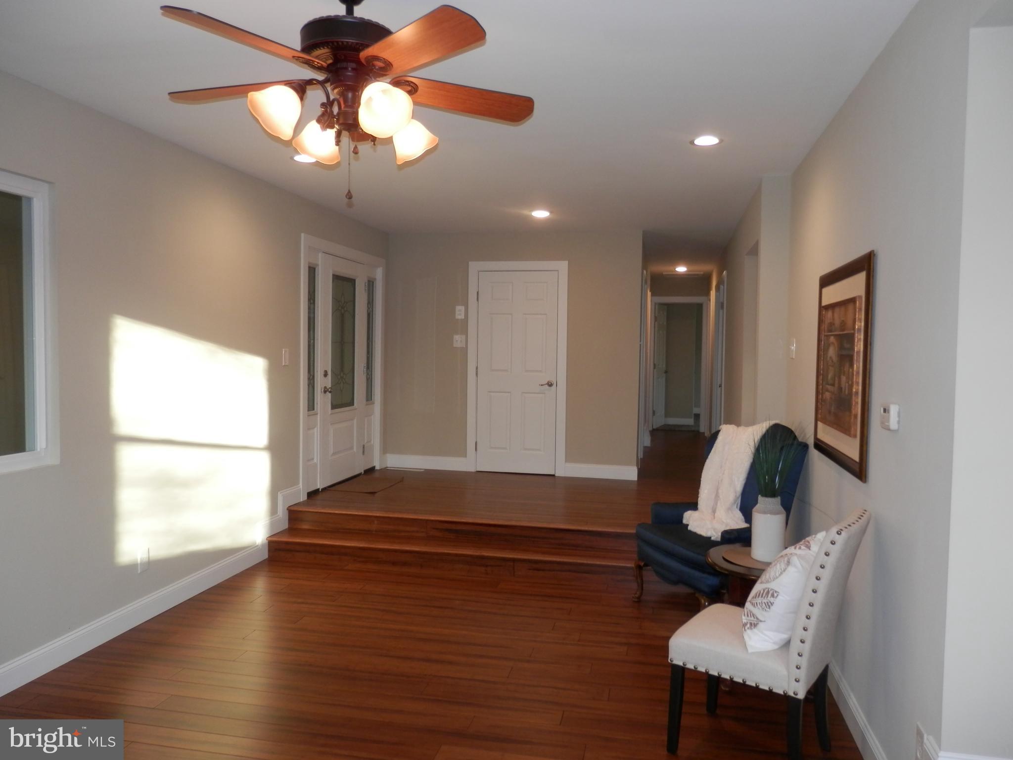 2418 Arden Road Cinnaminson, NJ 08077 - Photo 5 of 29 Living Room