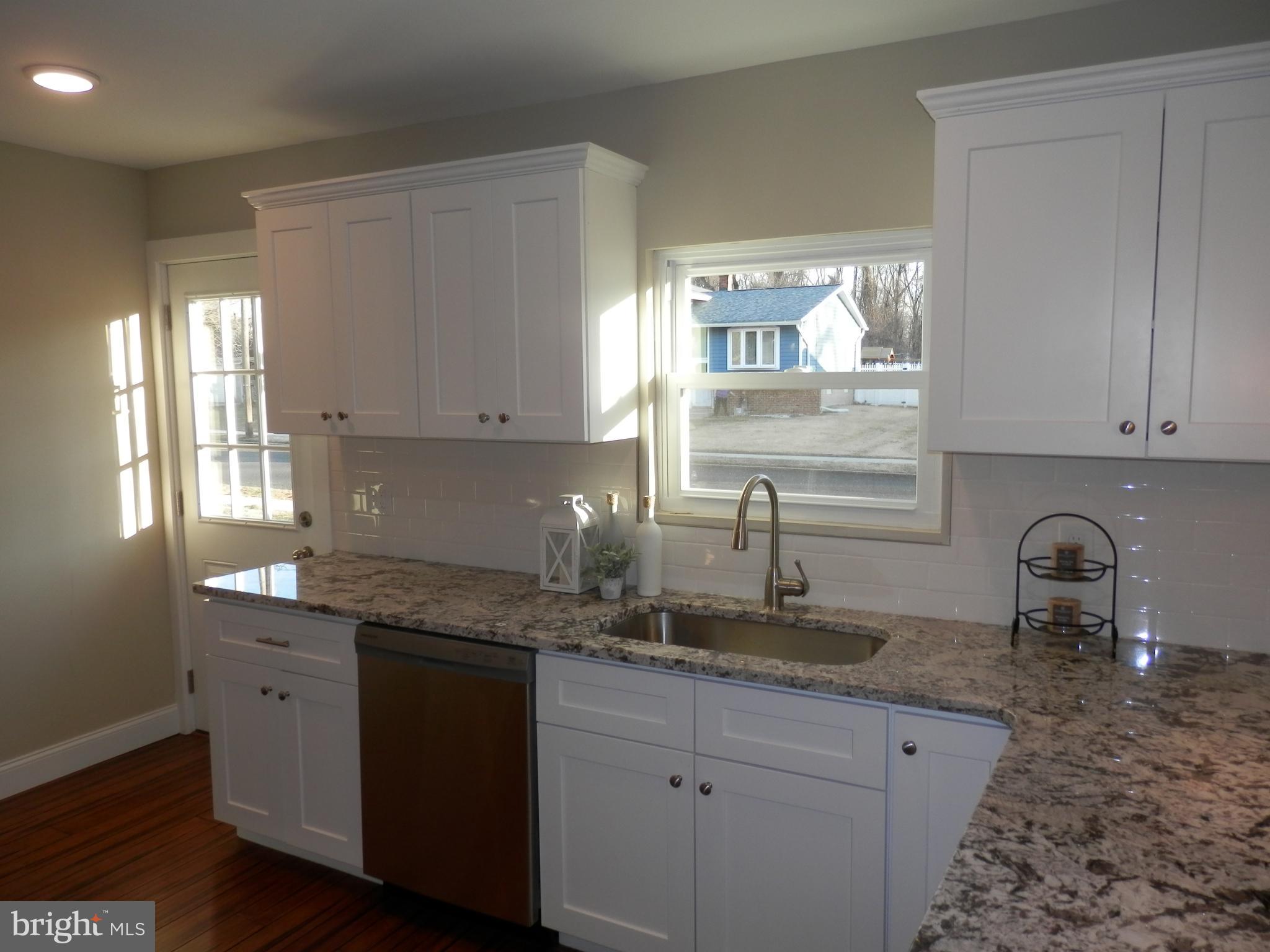 2418 Arden Road Cinnaminson, NJ 08077 - Photo 10 of 29 Kitchen