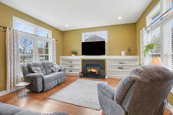 $544,900 | 9355 Windward Drive, West Olive, MI 49460