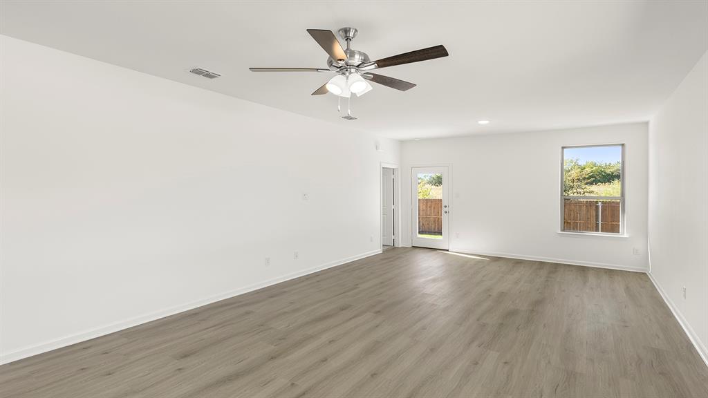 2504 YO Rnch Road Anna, TX 75409 - Photo 16 of 30 16. 2504 Yo Ranch - Family (2)