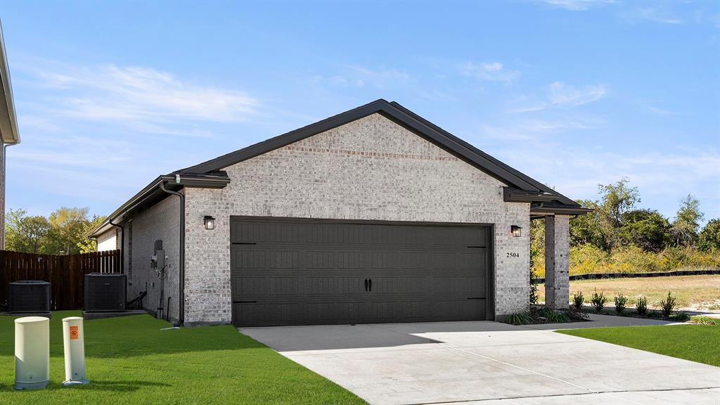 2504 YO Rnch Road Anna, TX 75409 - Photo 3 of 30 03. 2504 Yo Ranch - Front (3)