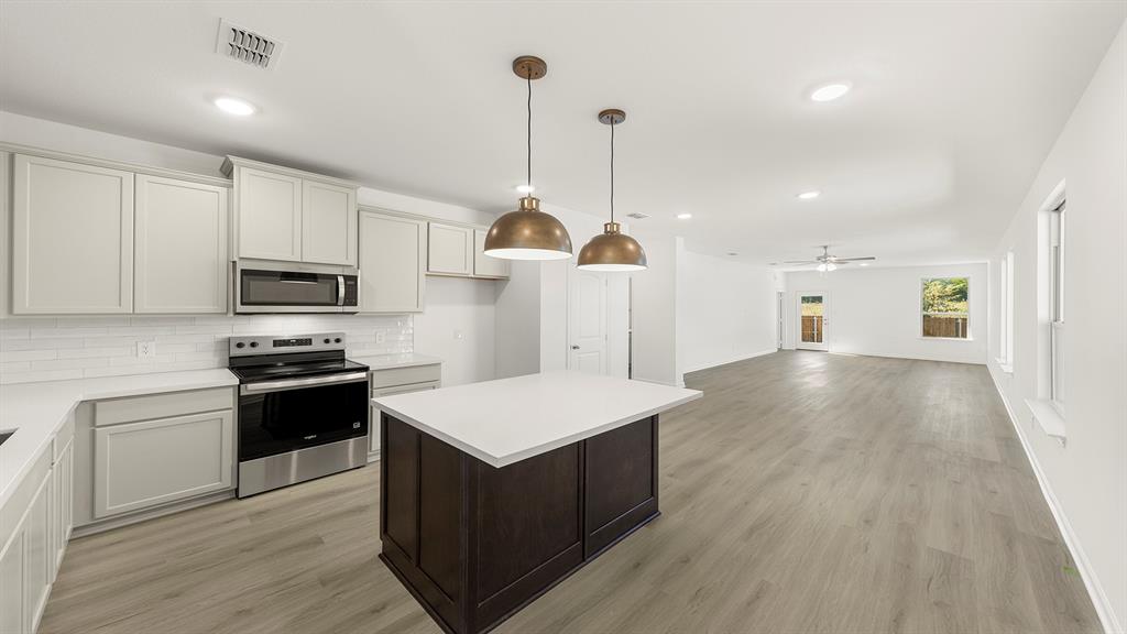 2504 YO Rnch Road Anna, TX 75409 - Photo 5 of 30 05. 2504 Yo Ranch - Kitchen (2)