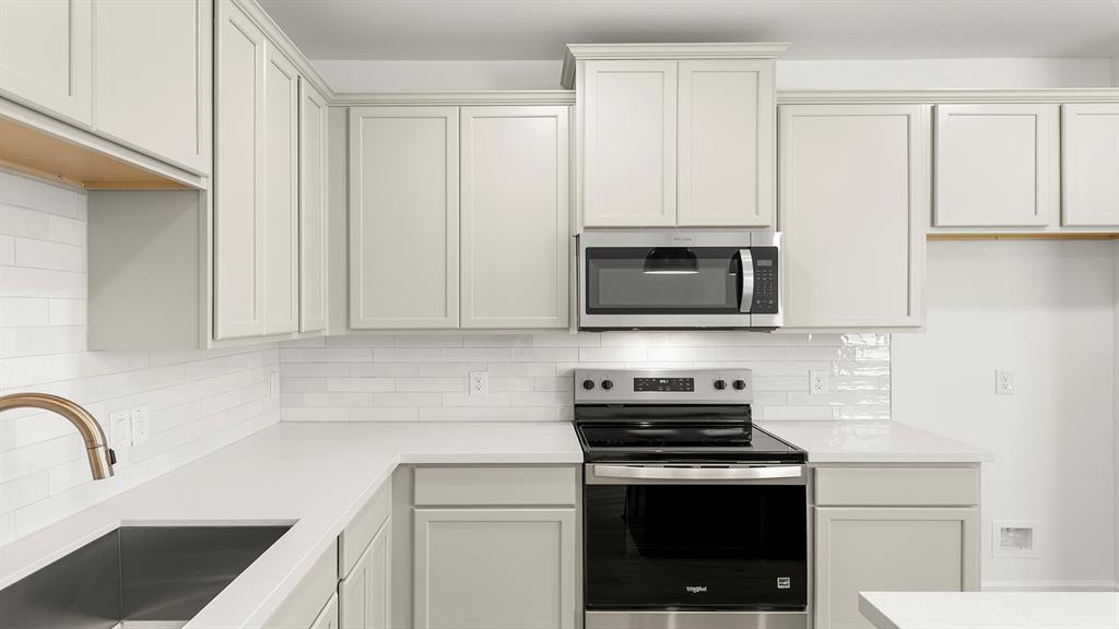 2504 YO Rnch Road Anna, TX 75409 - Photo 7 of 30 07. 2504 Yo Ranch - Kitchen (4)