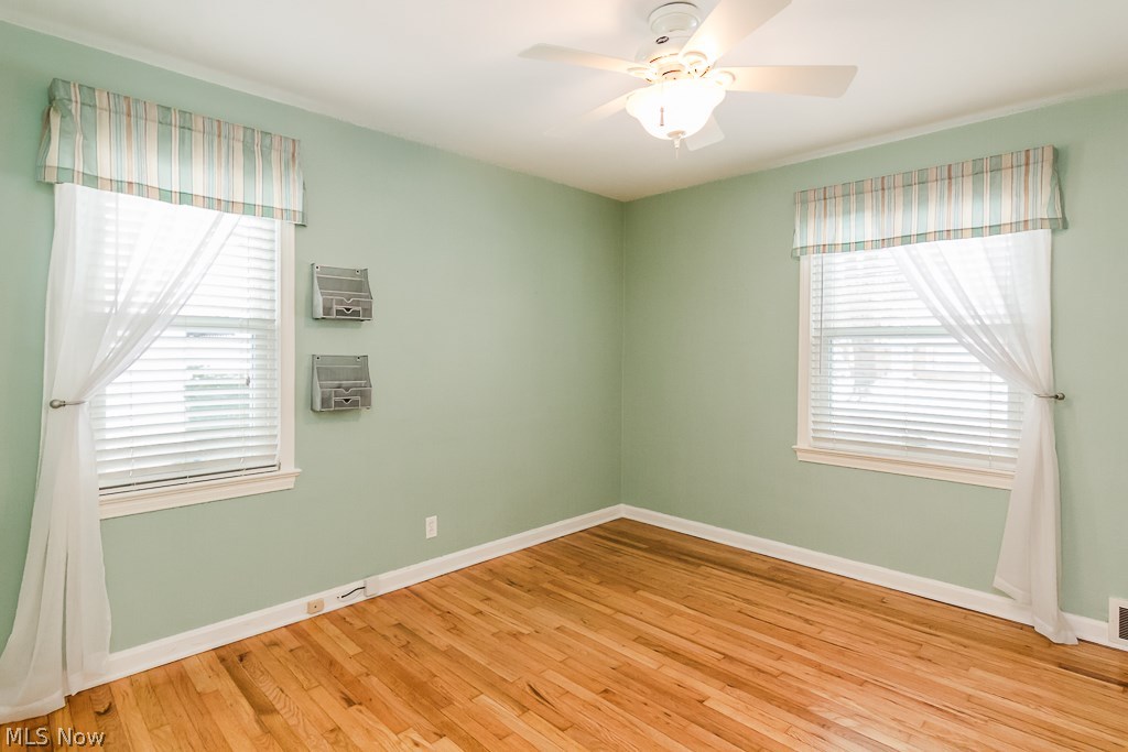1703 Lyndhurst Road Lyndhurst, OH 44124 - Photo 11 of 21