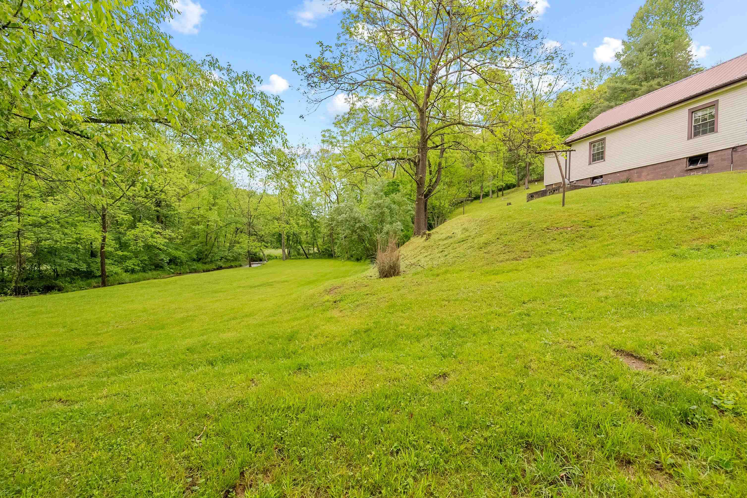 154 Wabash Road Staffordsville, VA 24167 - Photo 35 of 57 Gallery Image 35