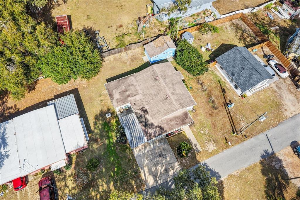 5605 Berts Road Lady Lake, FL 32159 - Photo 32 of 38 a view of outside area