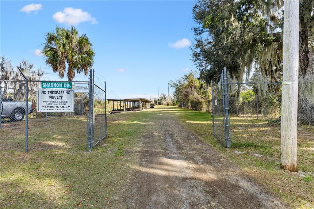 5605 Berts Road Lady Lake, FL 32159 - Photo 34 of 38 a view of a park