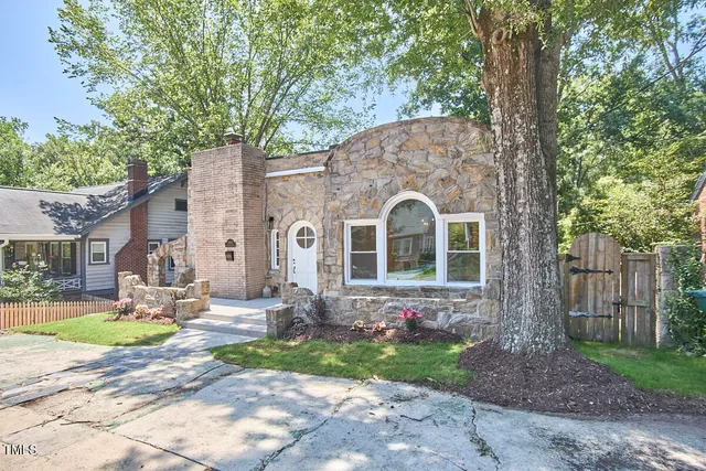 $599,000 | 2203 University Drive, Durham, NC 27707