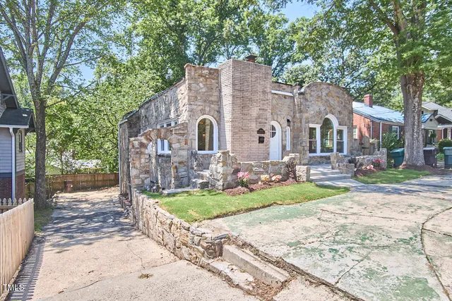 $599,000 | 2203 University Drive, Durham, NC 27707