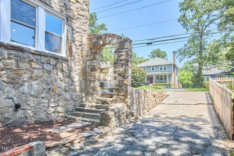 $589,000 | 2203 University Drive, Durham, NC 27707