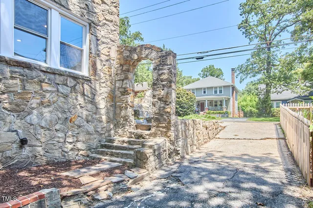 $599,000 | 2203 University Drive, Durham, NC 27707