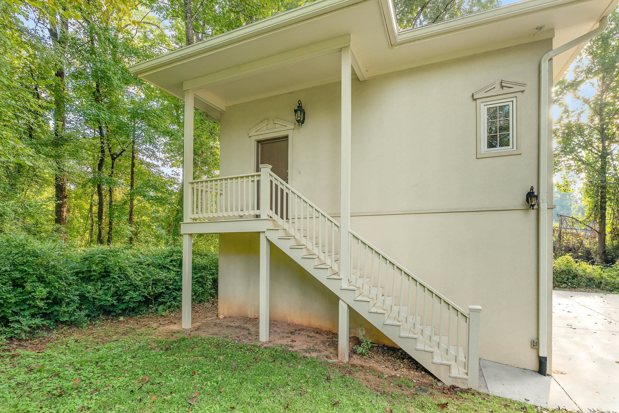 809 Old Pittsboro Road Chapel Hill, NC 27516 - Photo 3 of 21 Photo 3