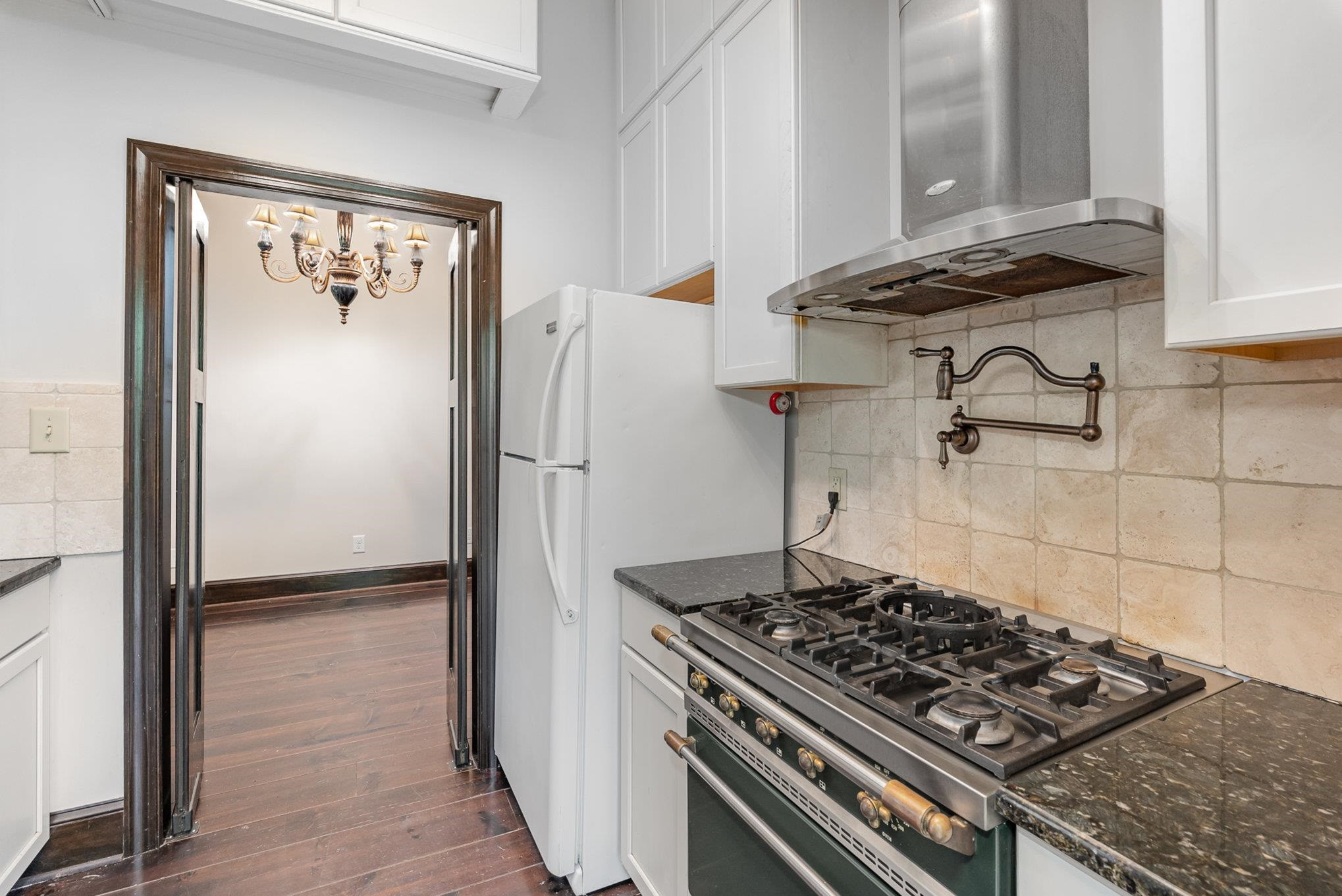 809 Old Pittsboro Road Chapel Hill, NC 27516 - Photo 10 of 21 Photo 10