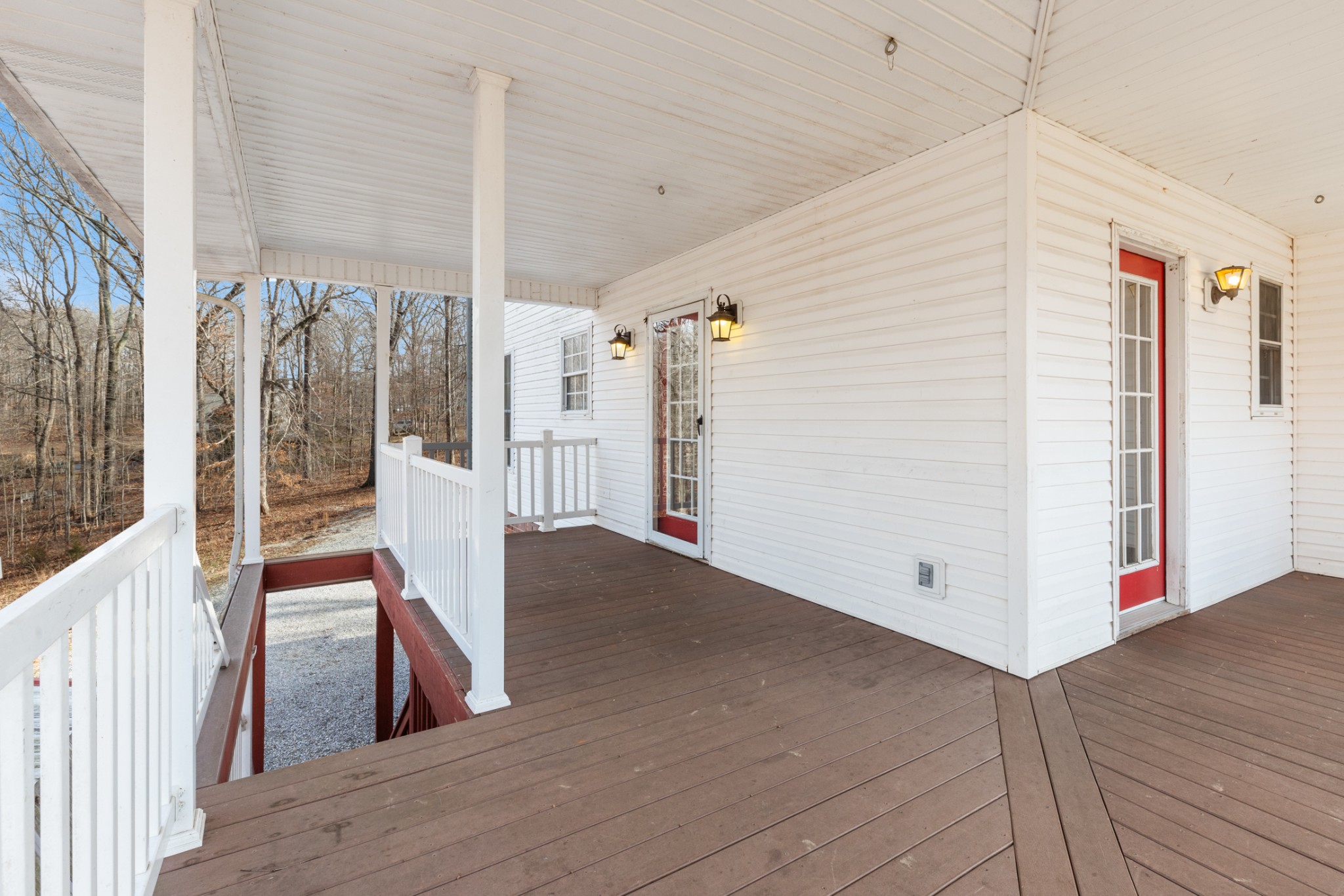 251 Rouse Road Dickson, TN 37055 - Photo 41 of 46 a view of a hallway with wooden floor and entryway