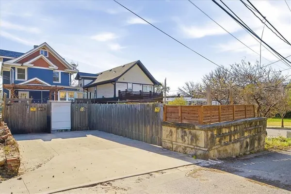 $339,000 | 4142 Locust Street, Kansas City, MO 64110