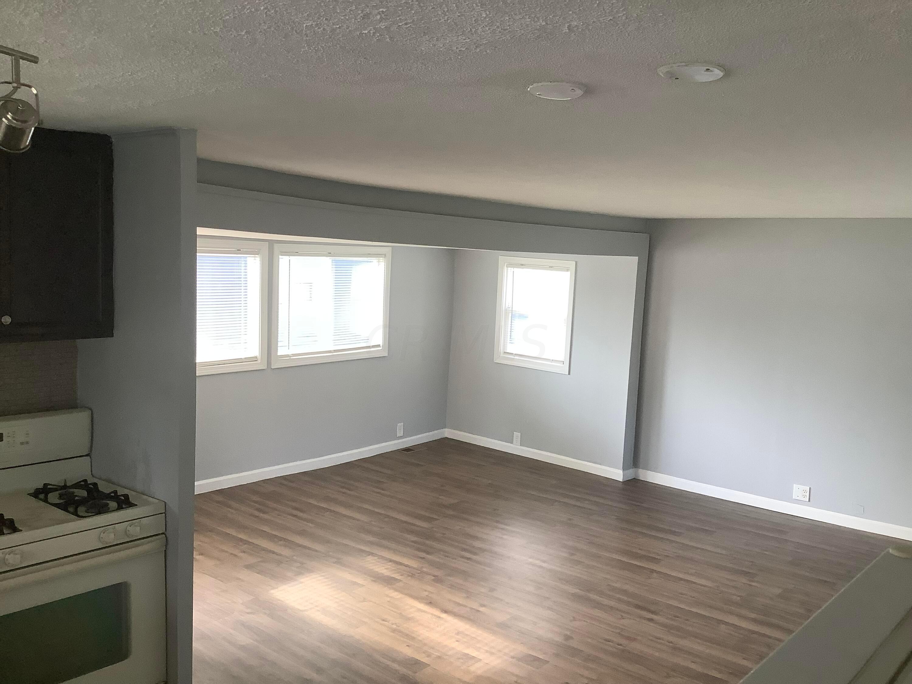 8565 Smith-Calhoun Road, Unit 157 Plain City, OH 43064 - Photo 10 of 17 IMG_3927