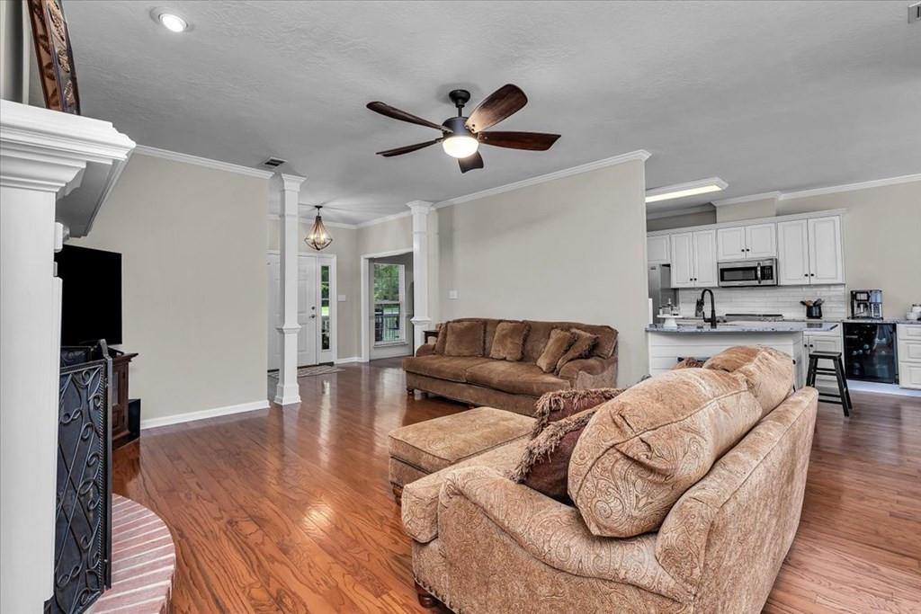 3198 Ray Owens Road Appling, GA 30802 - Photo 13 of 41 Great room open to kitchen and breakfast area