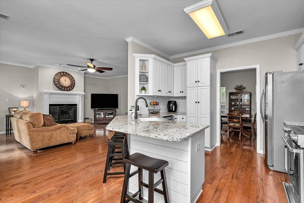 3198 Ray Owens Road Appling, GA 30802 - Photo 15 of 41 View to Kitchen and great room