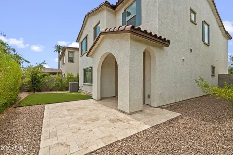 $715,000 | 6439 North 17th Place, Phoenix, AZ 85016