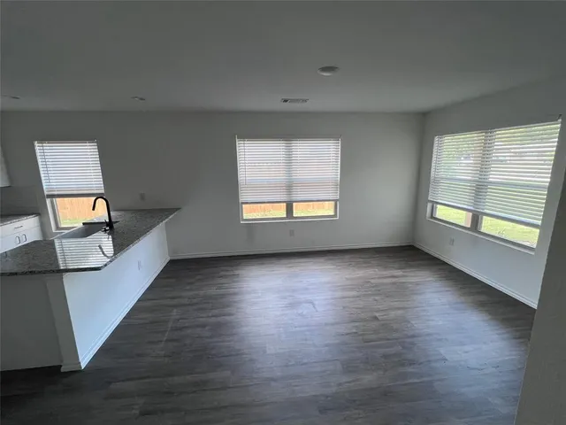 $1,845 | 1603 Franklin Avenue, Bonham, TX 75418