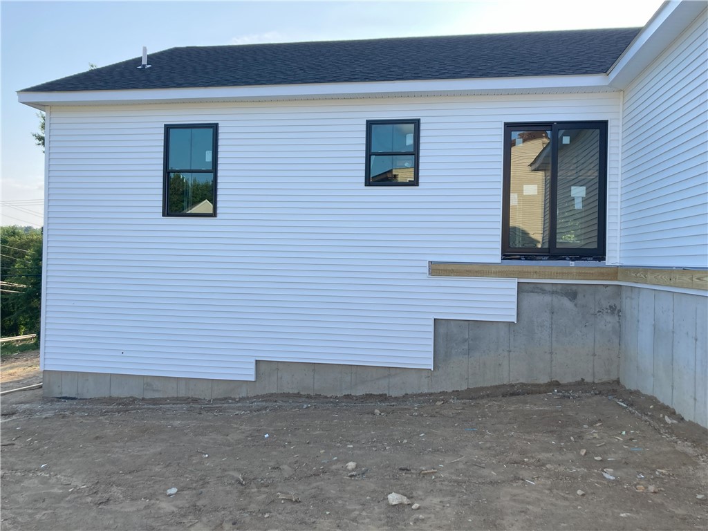 5 Olney Arnold Road Cranston, RI 02921 - Photo 30 of 33