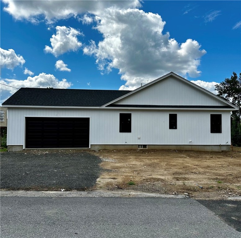 5 Olney Arnold Road Cranston, RI 02921 - Photo 4 of 33