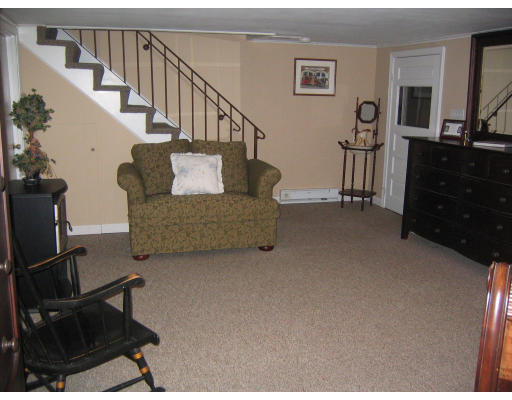 9 Elizabeth Road Marlborough, MA 01752 - Photo 14 of 18 Gallery Image 14