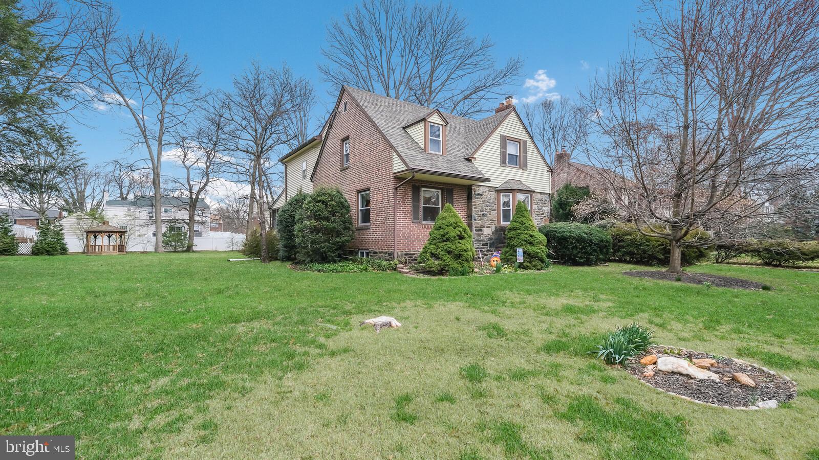 465 Lynbrooke Road Springfield, PA 19064 - Photo 1 of 46