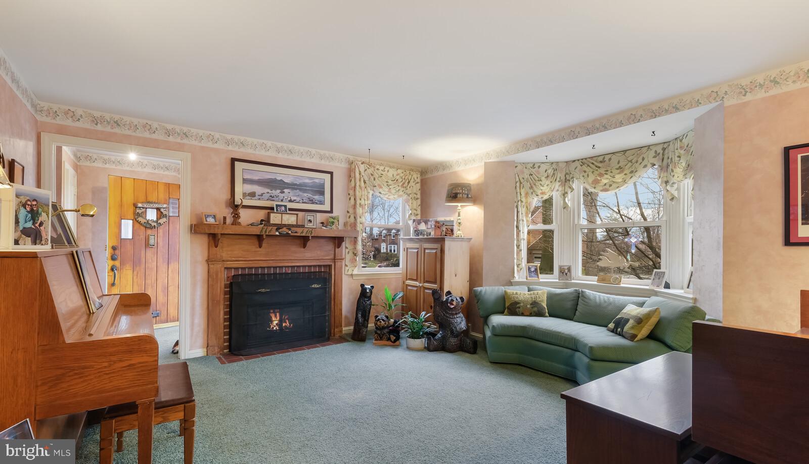 465 Lynbrooke Road Springfield, PA 19064 - Photo 6 of 46