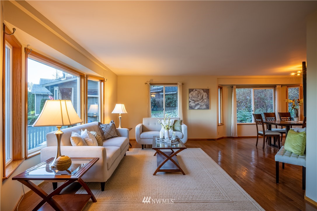 9221 Odin Way Bothell, WA 98011 - Photo 2 of 32 Gallery Image 2