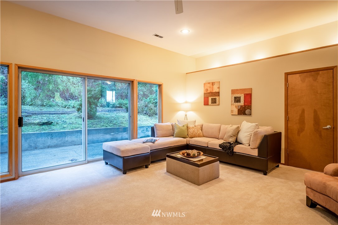9221 Odin Way Bothell, WA 98011 - Photo 15 of 32 Gallery Image 15