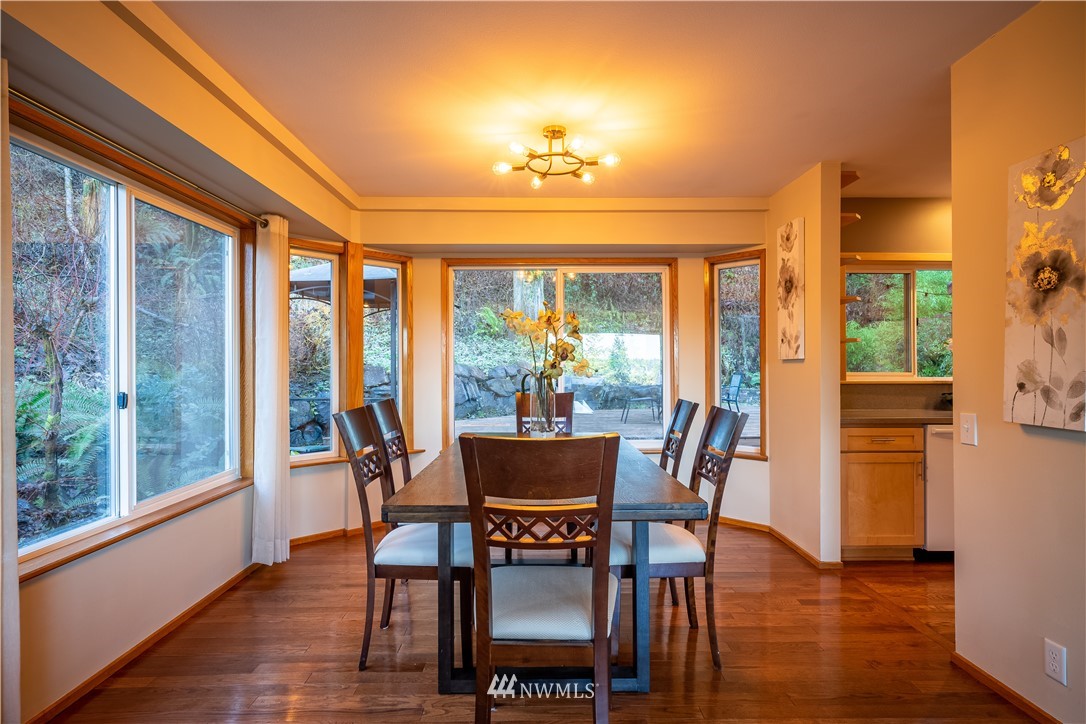 9221 Odin Way Bothell, WA 98011 - Photo 6 of 32 Gallery Image 6