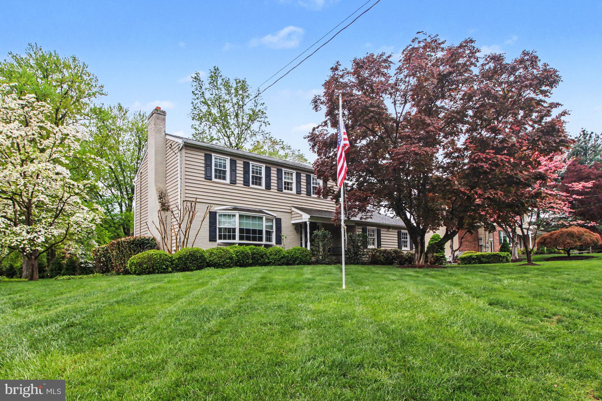 917 Cedar Grove Road Broomall, PA 19008 - Photo 2 of 33 a house view with garden space