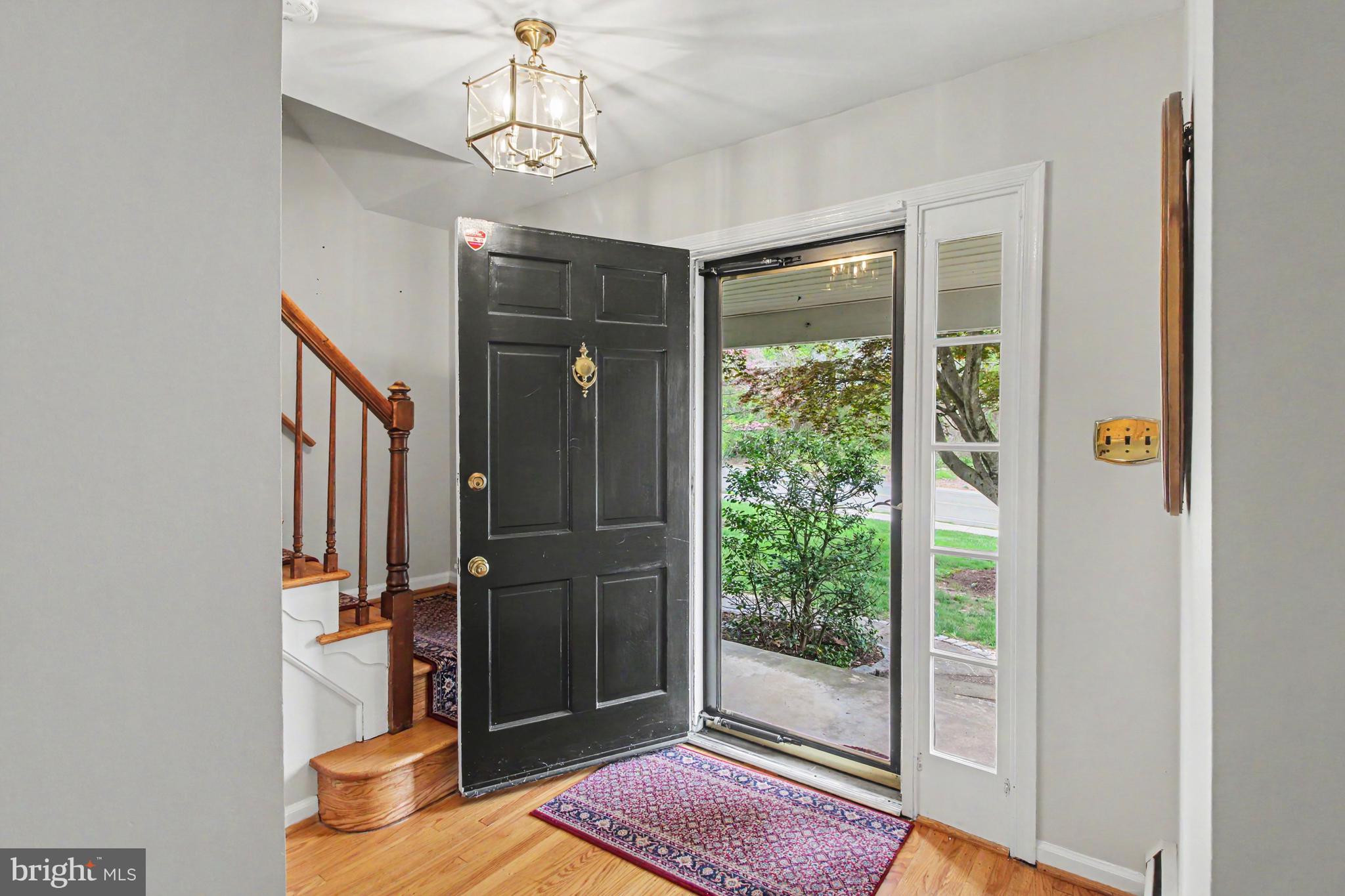 917 Cedar Grove Road Broomall, PA 19008 - Photo 4 of 33 a view of hallway with shower and a window