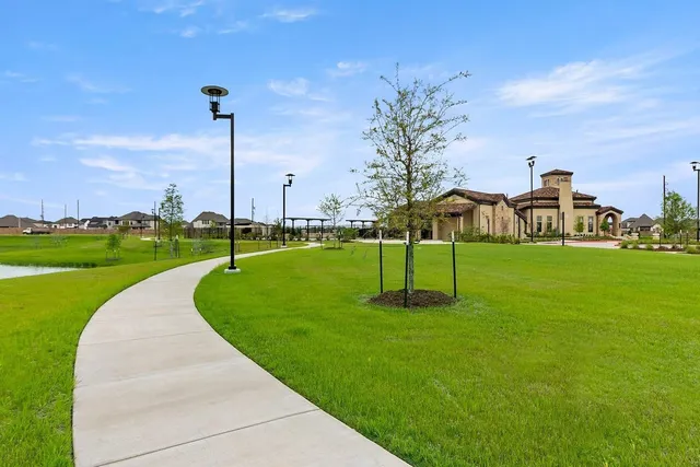 $814,768 | 19910 Prairie Spider Drive, Cypress, TX 77433