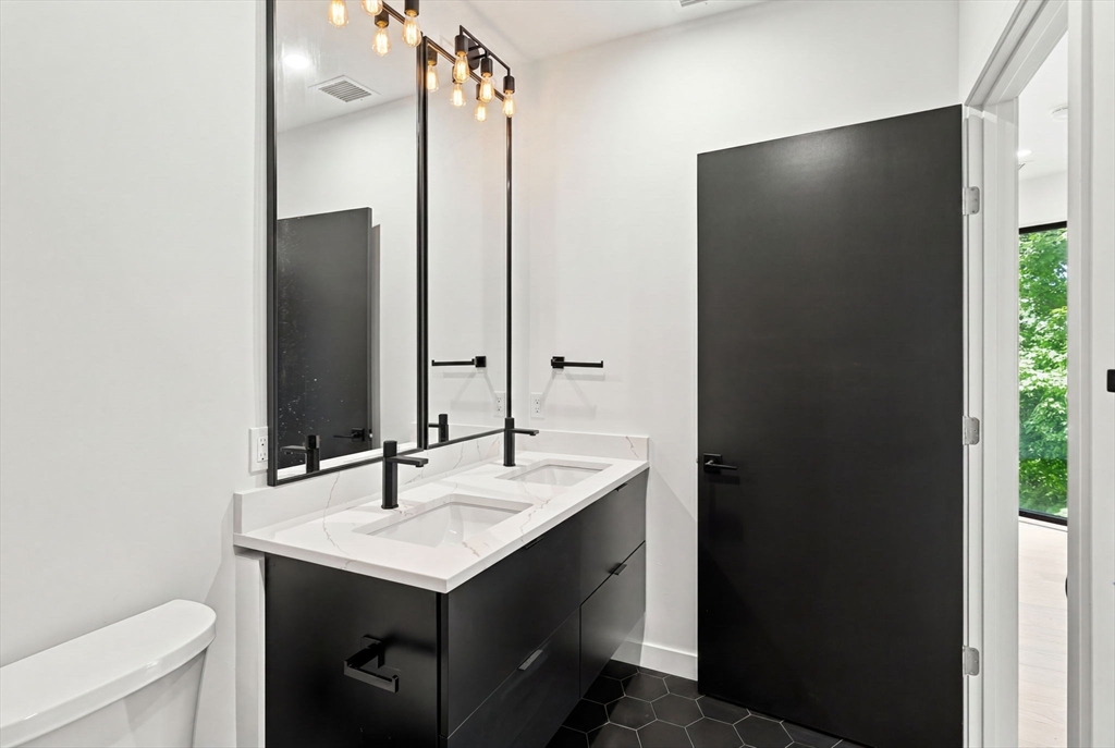 22 High Street, Unit 103 Boston, MA 02122 - Photo 19 of 28