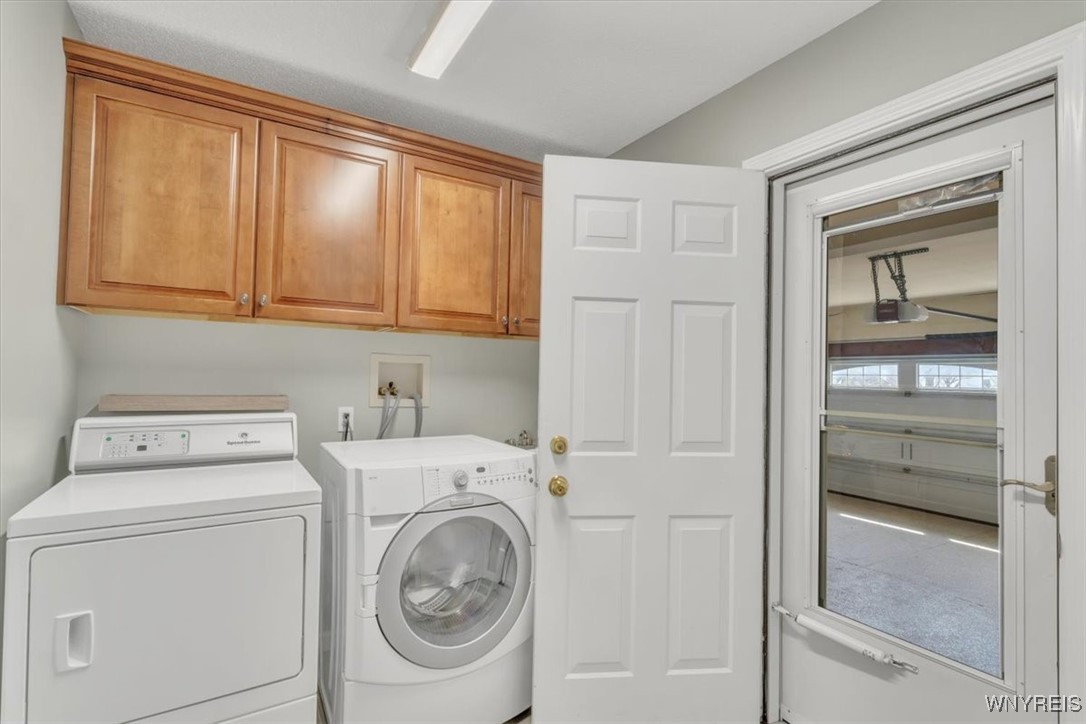 10 Hampton Court Lancaster, NY 14086 - Photo 26 of 47