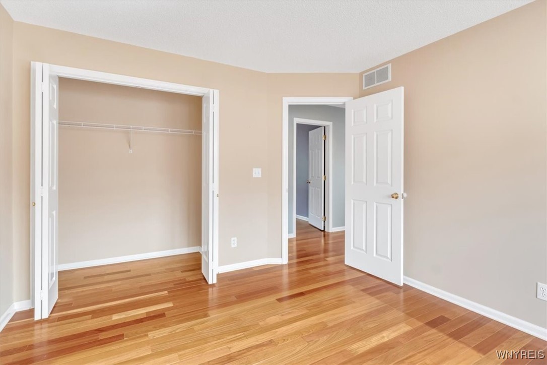 10 Hampton Court Lancaster, NY 14086 - Photo 38 of 47