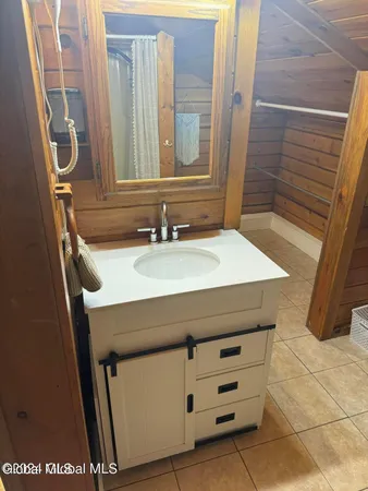 $2,800 | 50 Hatchery Road, Moreau, NY 12831