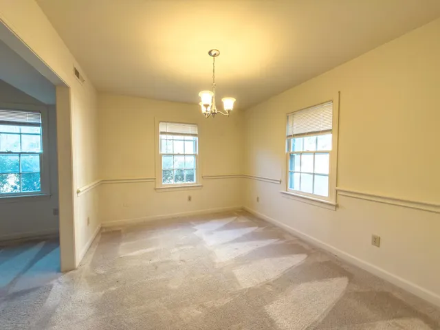 $1,300 | 847 King James Street Southwest, Unit A, Roanoke, VA 24014